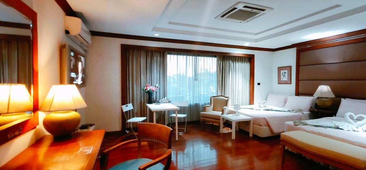 Asias Boutique Club /The Homestays Rangsit Exterior photo