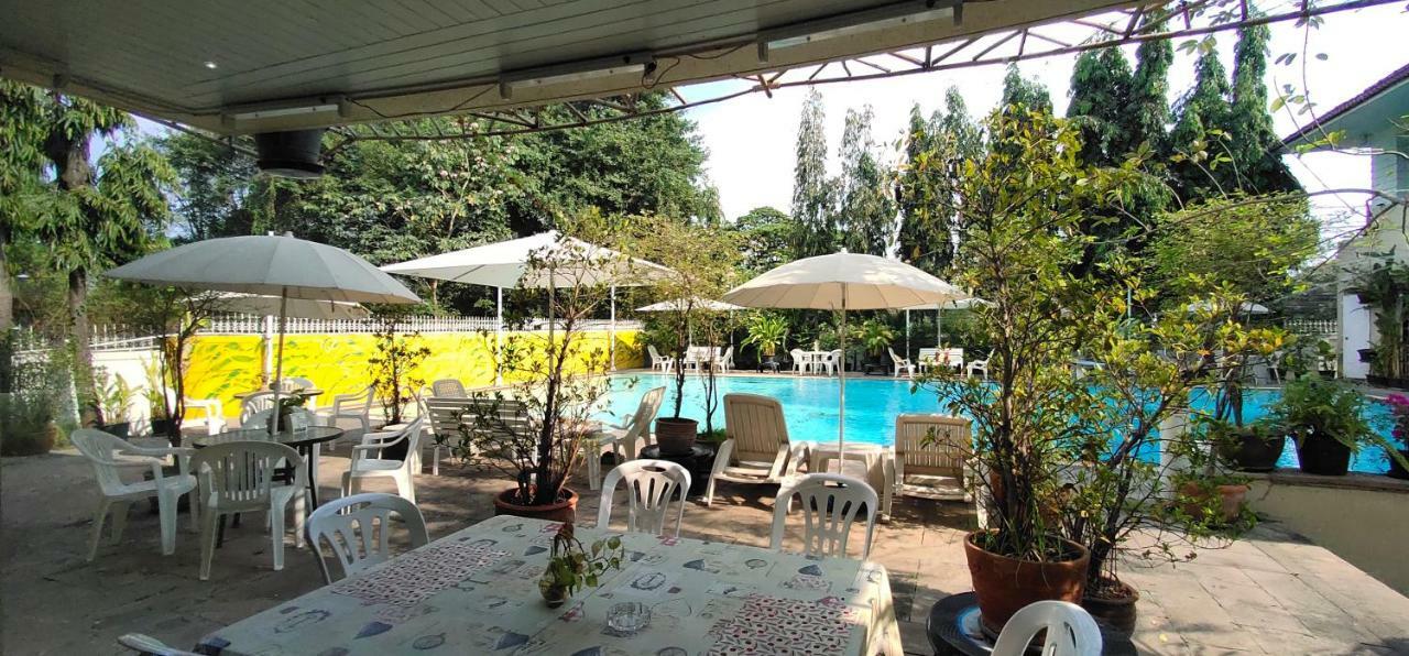 Asias Boutique Club /The Homestays Rangsit Exterior photo